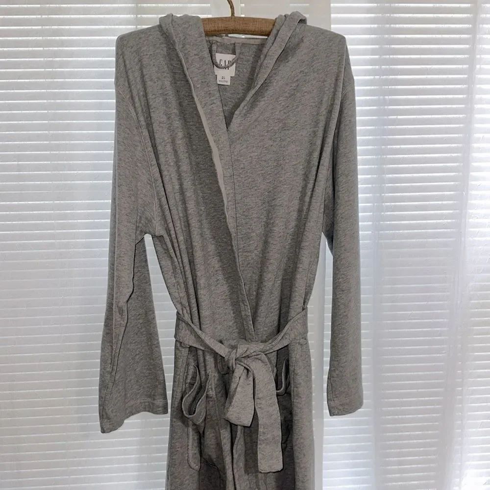 GAP M-L Gray Knit Hooded Cotton Bath Lounge Robe Belted with Pockets